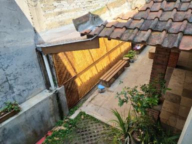 AES021 Relativitas Yang Relatif