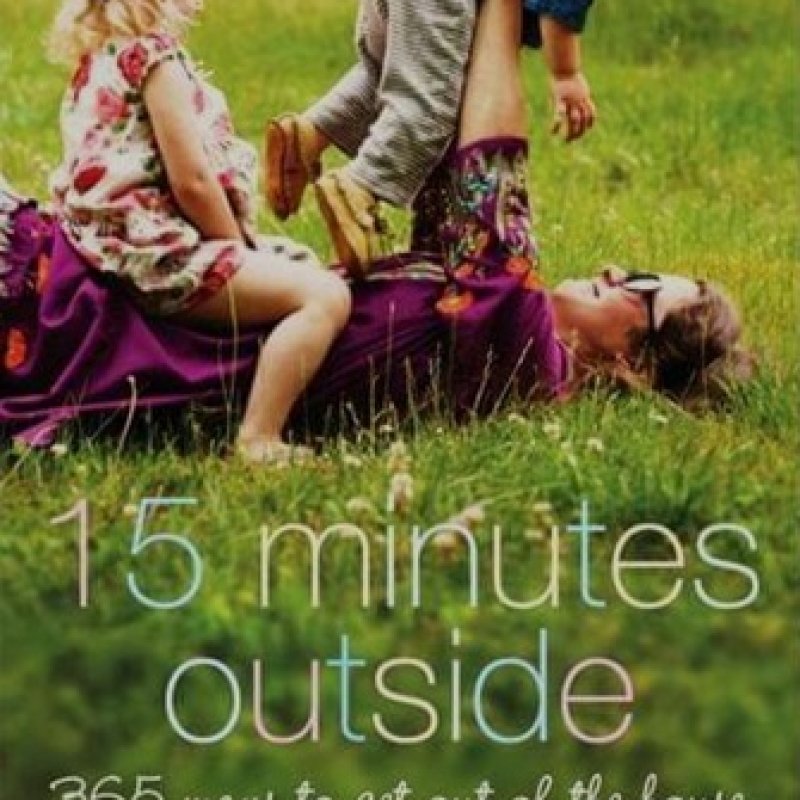 AES85 ayo main di luar