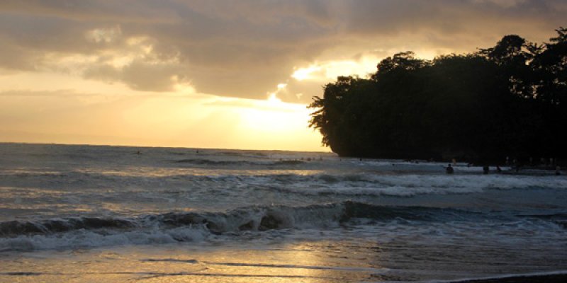 AE 02 BEACH