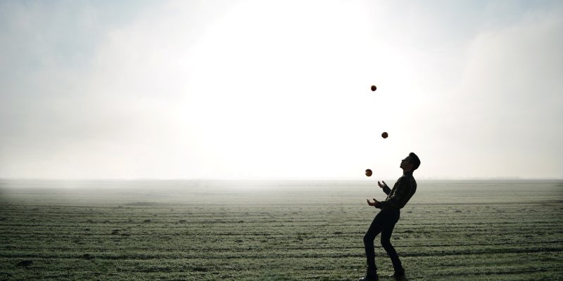 AES228 Juggling (refleksi akhir tahun)
