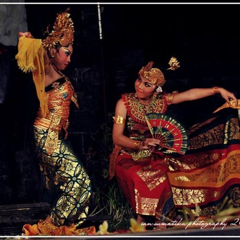 AES143 Tarian favorit 