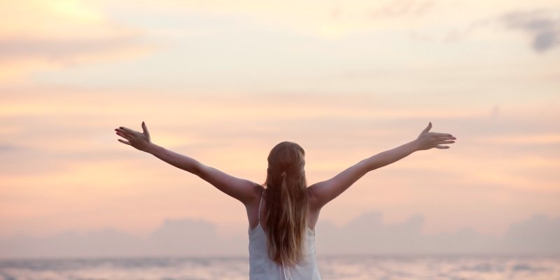 AES351 Menulis : Merayakan Kehidupan