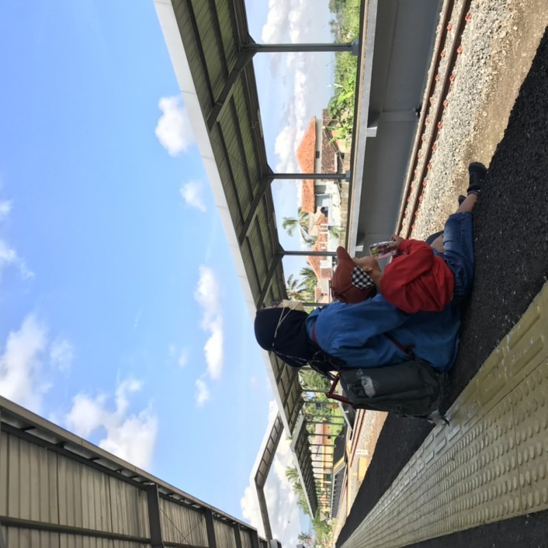 AES47 Aku Ingin Belajar Menjadi Manusia