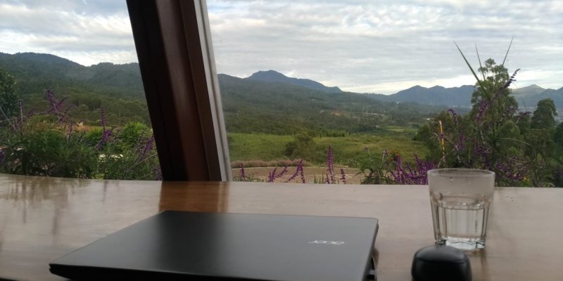 AES009 Pak Vinan Bagian 1