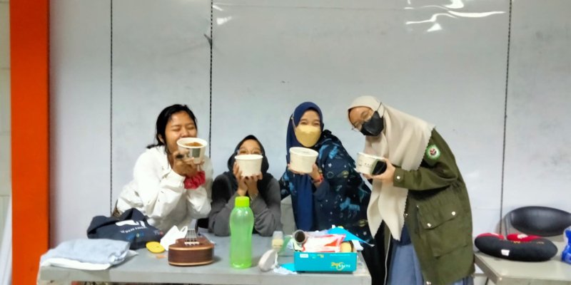 AES384 Rapotan (kembali) Di Sekolah