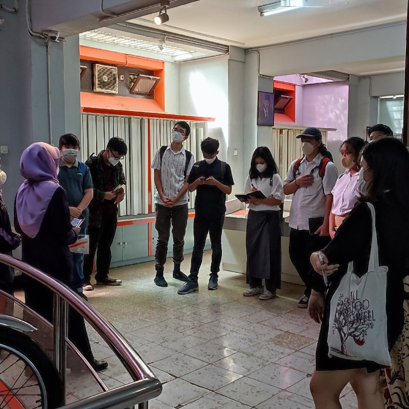 AES#001 Kunjungan ke Museum Pos