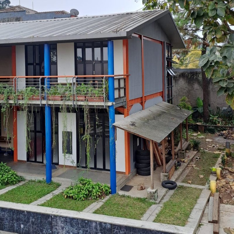 AES75 Ide, Pertunjukan, dan Smipa