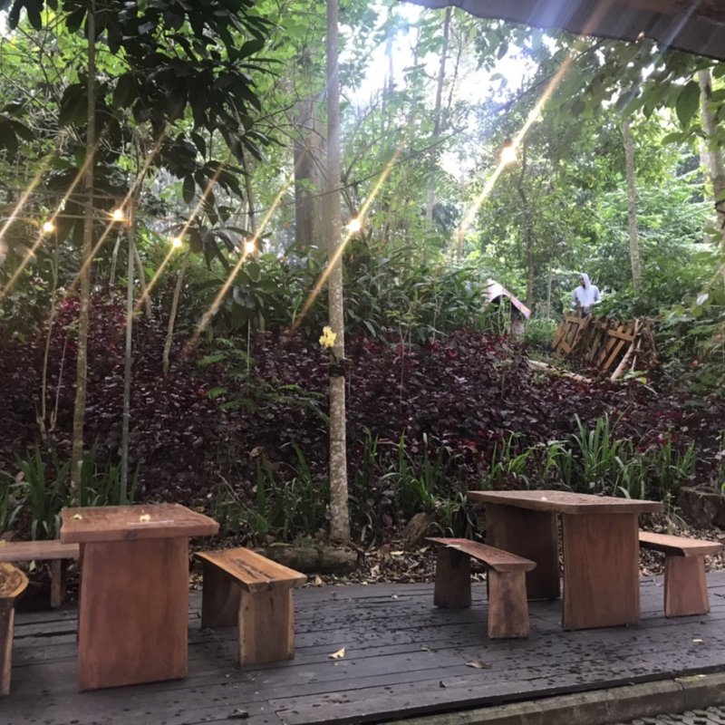 AES73 Hujan Hari Ini