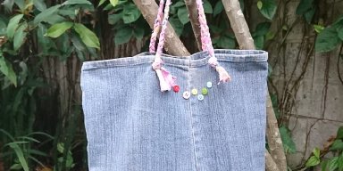 Tote Bag dari Kain Jeans Bekas