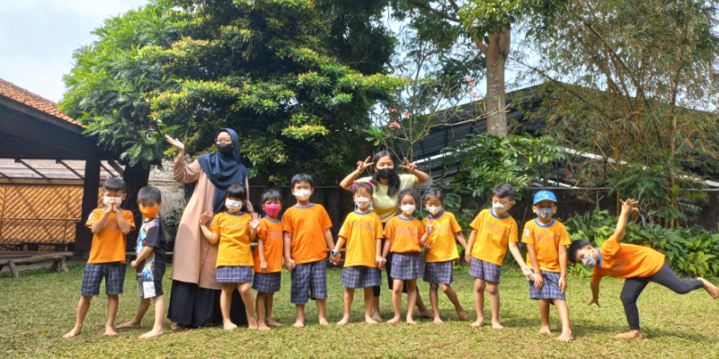 AES50 HARI BARU, TEMAN BARU