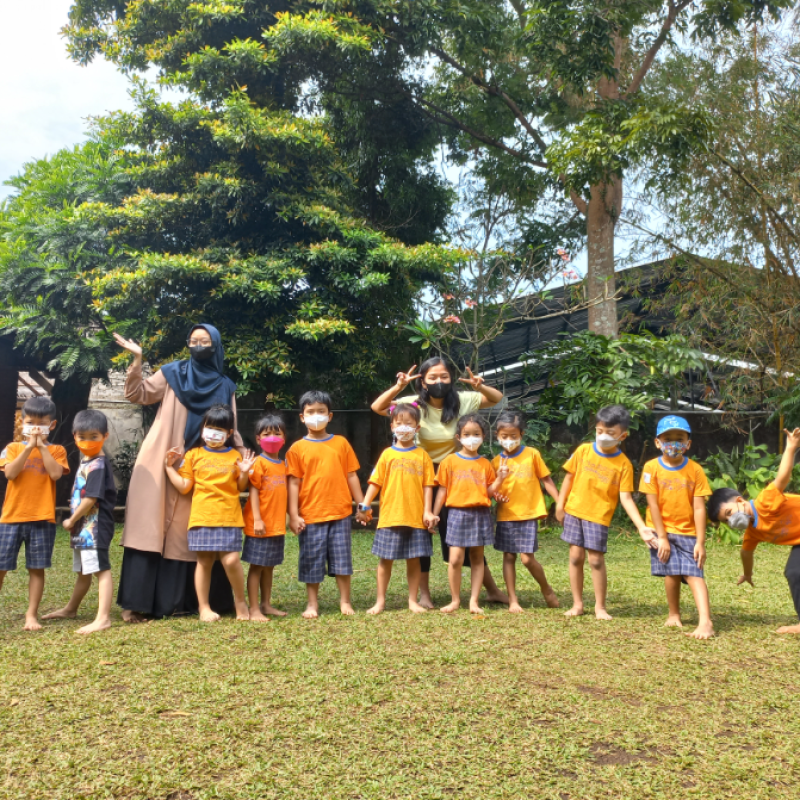 AES50 HARI BARU, TEMAN BARU