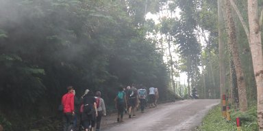AES87 Berjalan Kesepian