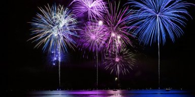 AES 589 Happy New Year