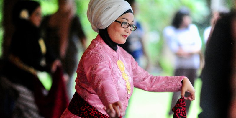 AES473 Jumpa Bermakna : Bude Ratna