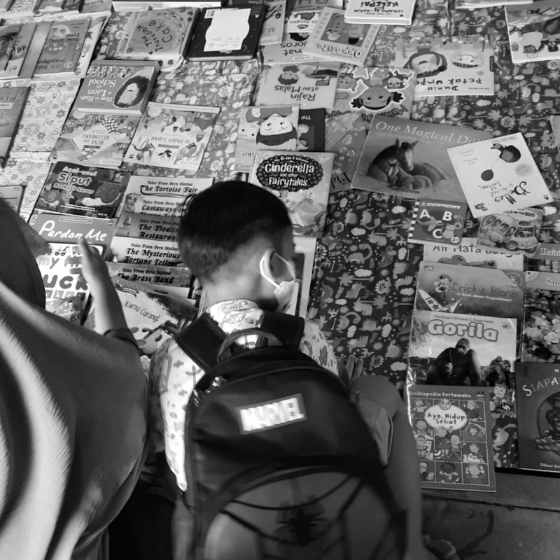 AES80 Ditemani Gerimis