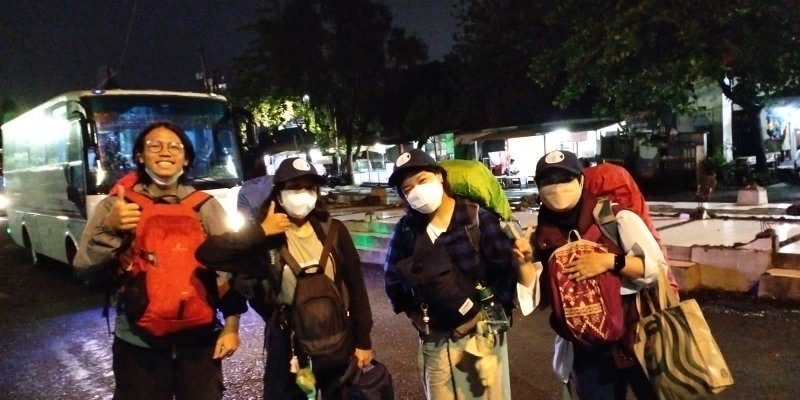 AES489 Empat Penjelajah