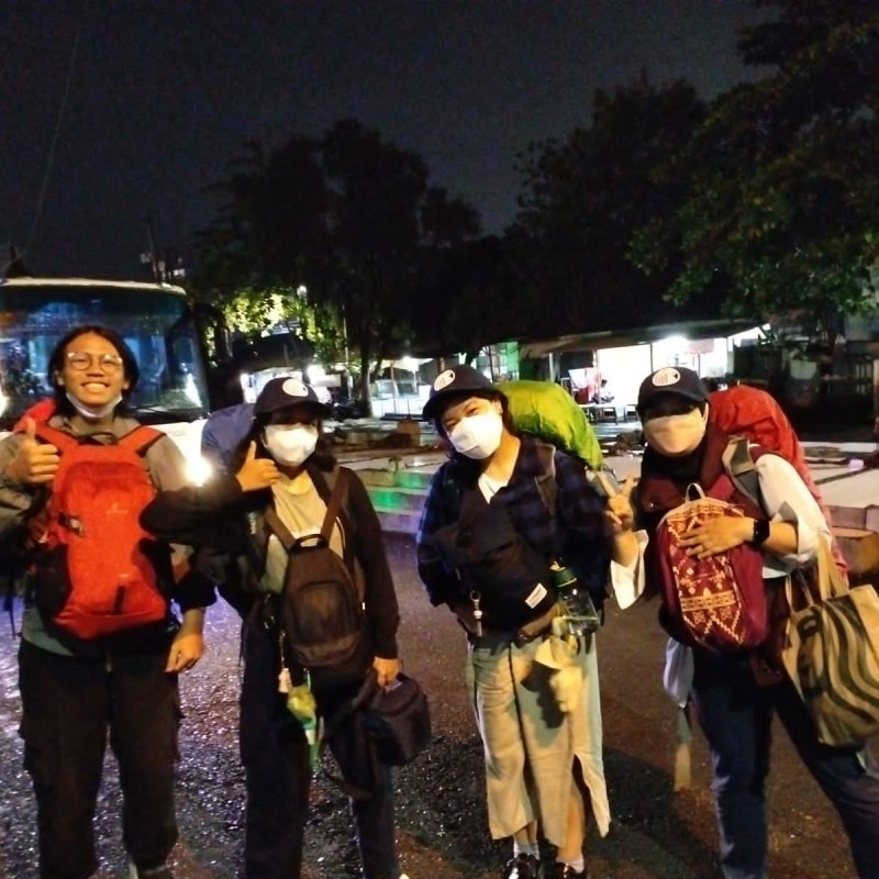 AES489 Empat Penjelajah