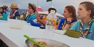 AES032 Merayakan Kehidupan 