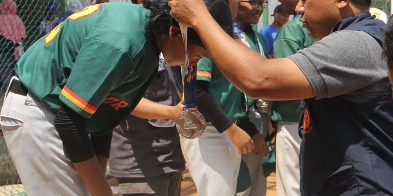 AES 001 Tim Lapis Kedua Jadi Tim Yang Juara Dua