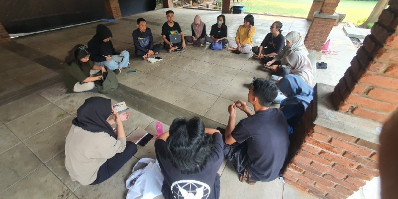 AES546 Koordinasi vs Administrasi