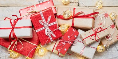 AES 931 Hadiah Natal