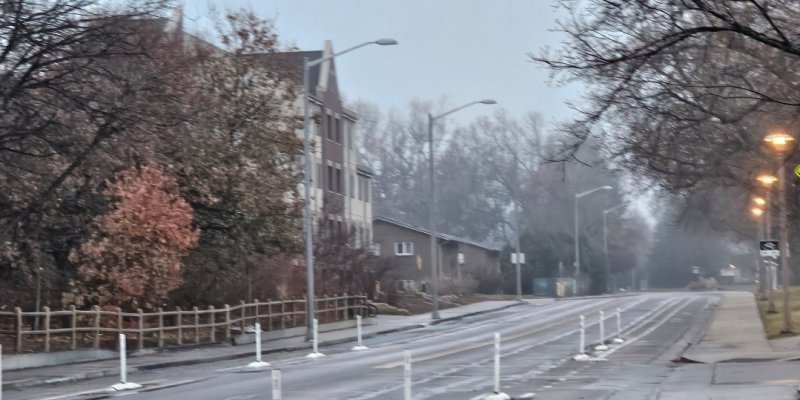 AES 939 Pagi Yang Aneh