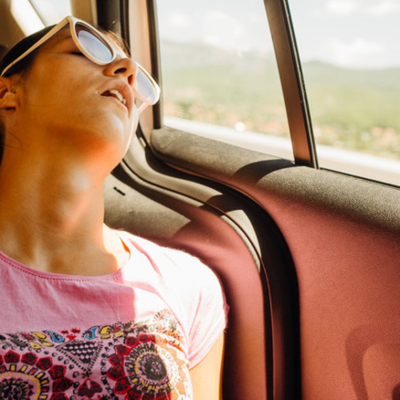 AES 1022 Liburan Itu Melelahkan