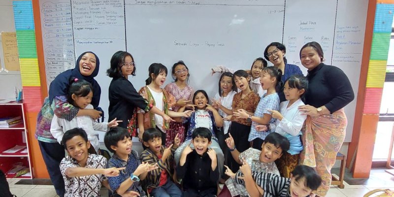 AES001 - Berbagai Kekhidmatan Hal-Hal di Hari Pertama Prosesi Magang Semi Palar