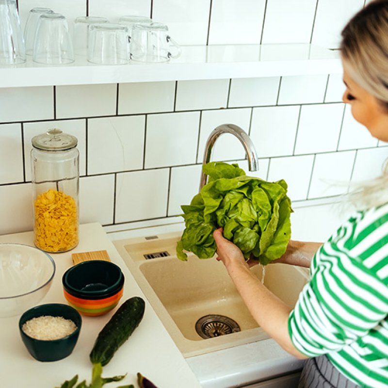 AES 1040 Tentang Makanan