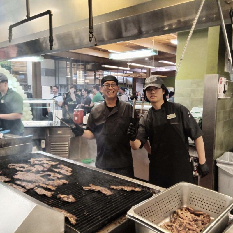 AES 1046 Priceless Moment