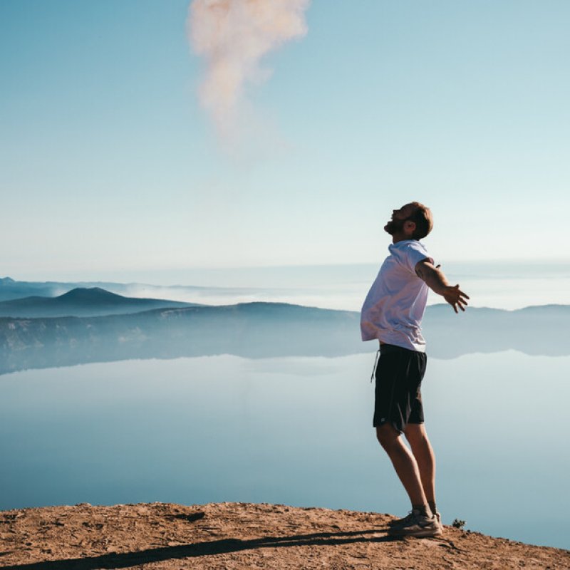 AES 1053 Lagi, Tentang Kebahagiaan