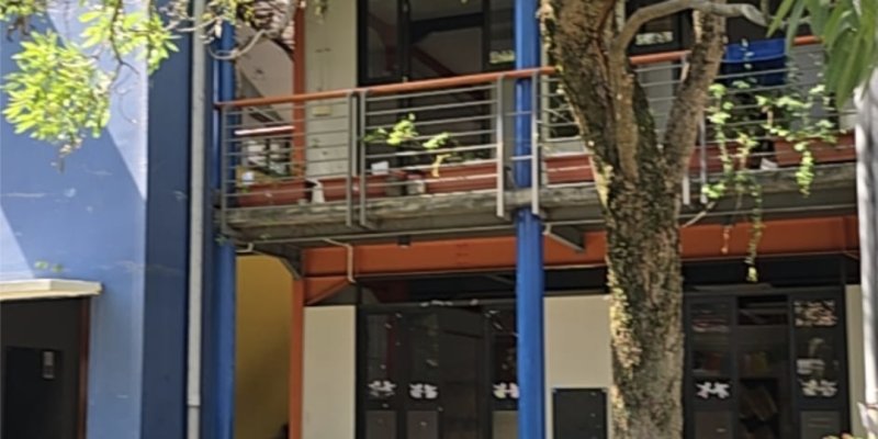 AES 1212 Pulang Ke Rumah