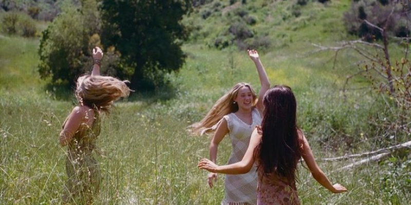 AES25 a peaceful world