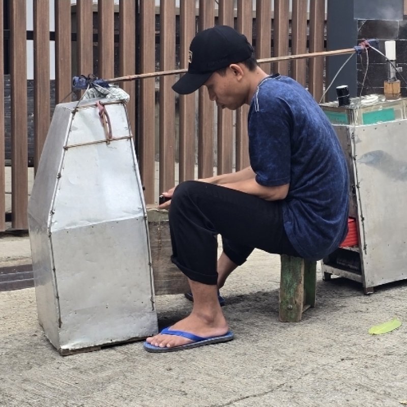 AES 1343 Masa Lalu Itu Sederhana