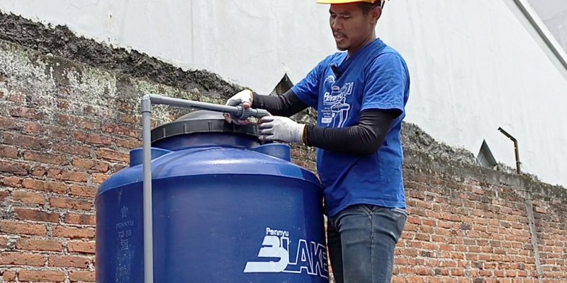 AEs 1365 Blessing In Disguise