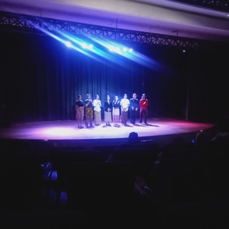 AES041 Viva Teater!!! (Tulisan Apresiasi)