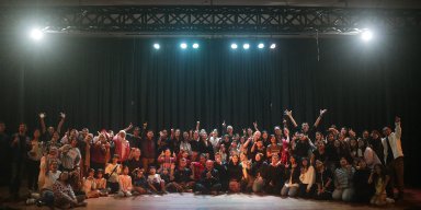 AES27 Tirai telah ditutup