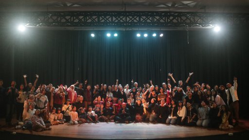 AES27 Tirai telah ditutup