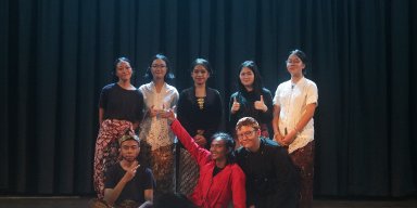 AES041_Terima Kasih Jas Merah (Semuanya siapapun itu)