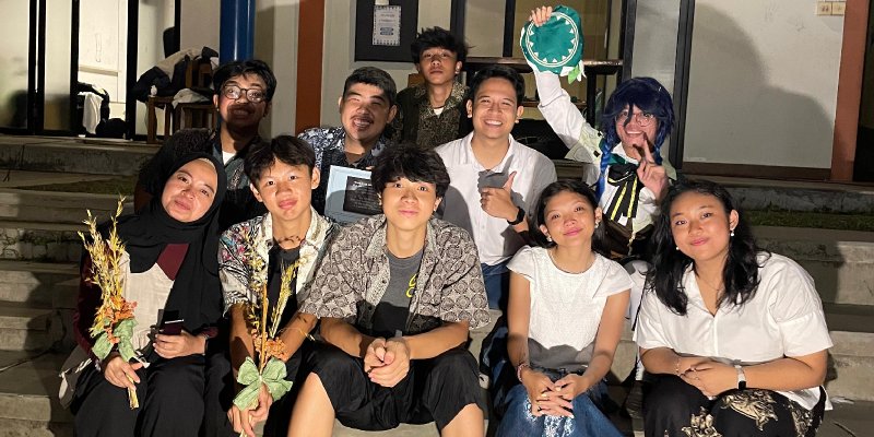 AES 00120 Semi Palar dalam satu cerita