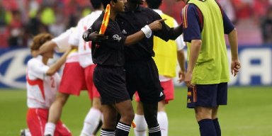 AES001 - Events tergila di pertandingan sepak bola part 1 (Damar)