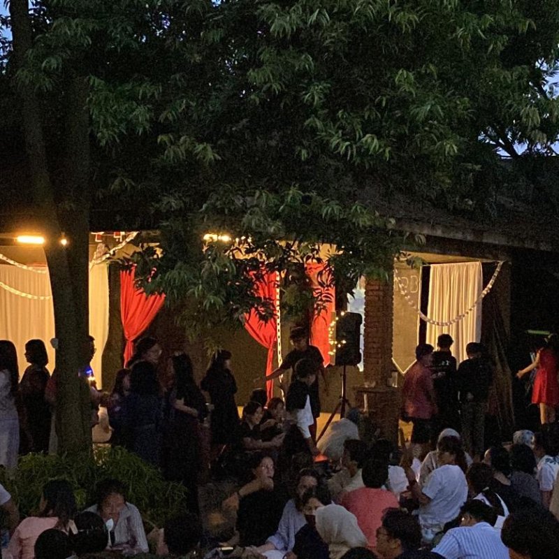 Kali ini, tentang Musik Sore.