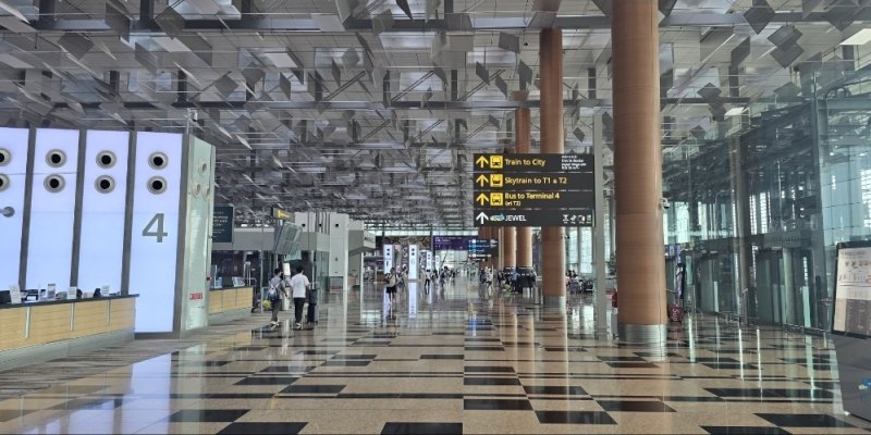 AES 1441 Dari Bandara Ke Bandara