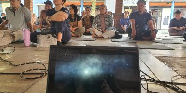 AES827 Menyentuh Kesemestaan 