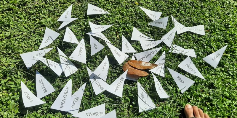 Dua Puisi Selametan TP-21