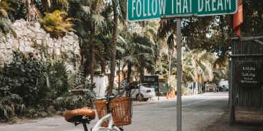 AES909 Menyirami Mimpi 