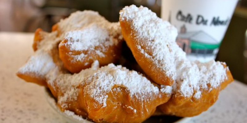 AES 1569 Pengalaman Kuliner 1: Beignets