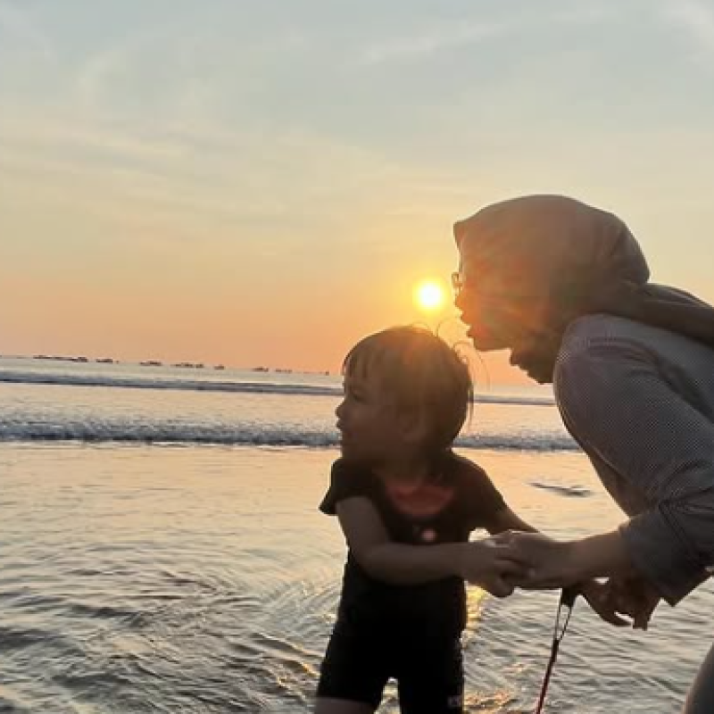 AES013 Tidak Semua Rindu Harus Diulang