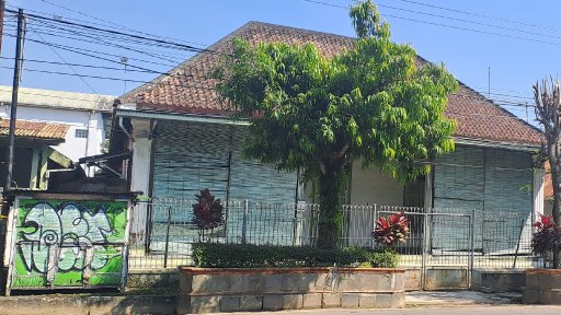 AES117 - Pojokan