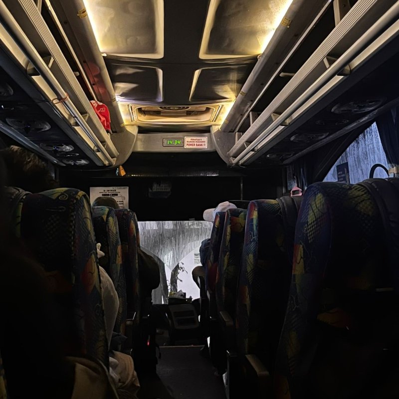 bus dingin